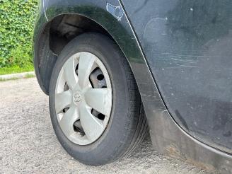 Toyota Yaris Yaris II (P9), Hatchback, 2005 / 2014 1.0 12V VVT-i picture 12