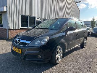 Coche accidentado Opel Zafira 1.8 16V Ecotec MPV  Benzine 1.796cc 103kW (140pk) FWD 2005-07/2010-06 (M75) Z18XER; EURO4 2007/9