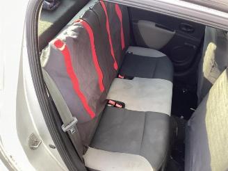 Renault Clio Clio III (BR/CR), Hatchback, 2005 / 2014 1.2 16V 75 picture 17