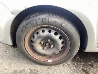 Uttjänta bilar auto Renault Clio Clio III (BR/CR), Hatchback, 2005 / 2014 1.2 16V 75 2010/1