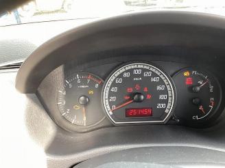 Vrakbiler auto Suzuki Swift Swift (ZA/ZC/ZD1/2/3/9), Hatchback, 2005 / 2015 1.3 VVT 16V 2006/8