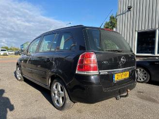 Opel Zafira Zafira (M75), MPV, 2005 / 2015 1.8 16V Ecotec picture 4
