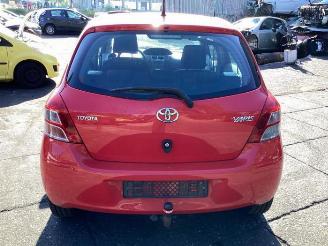 Toyota Yaris Yaris II (P9), Hatchback, 2005 / 2014 1.0 12V VVT-i picture 4