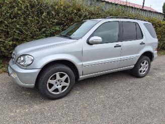 ocasión turismos Mercedes M-klasse 270 2.7 CDI 20V 2004/1