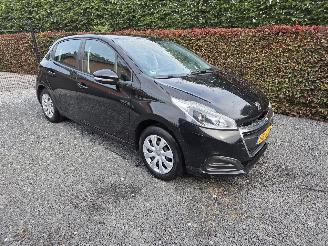 Unfallwagen Peugeot 208 1.2 PureTech Active 2018/3