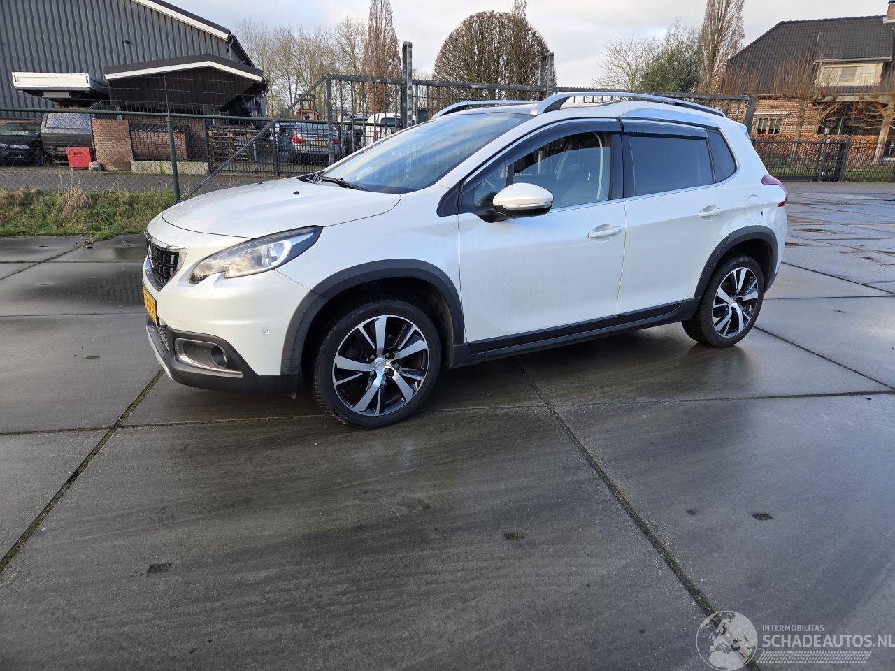 Peugeot 2008 1.2 PureTech Allure