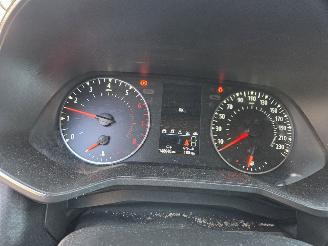 Renault Clio 1.0 TCe Zen picture 13