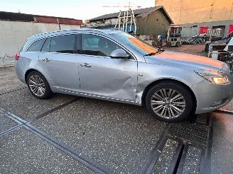 Damaged car Opel Insignia 1.6 TURBO NAP NL AUTO!! 2011/1
