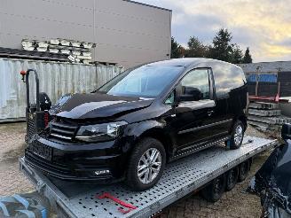 krockskadad bil bedrijf Volkswagen Caddy DSG 2017/4