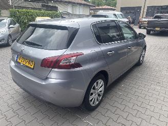 Peugeot 308 1.2 puretech style PANO picture 8