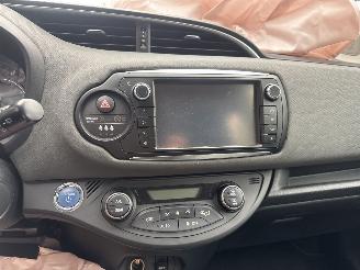 Toyota Yaris 1.5 Hybrid Lease picture 8