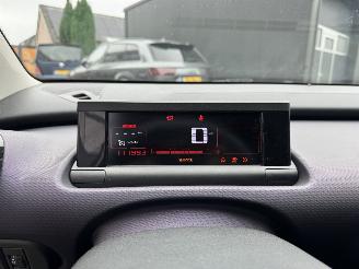 Citroën C4 cactus 1.2 VTI FEEL picture 12