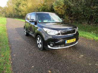 Kia E-Soul electric picture 2