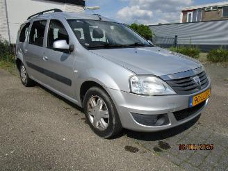 Voiture accidenté Dacia Logan  2010/5