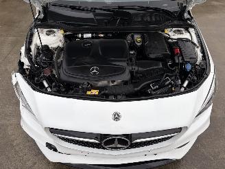 Mercedes Cla-klasse 180 AMG picture 16