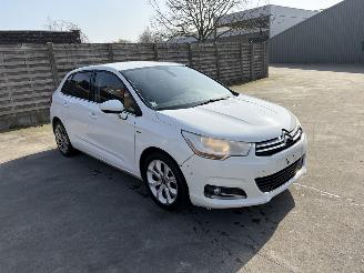 krockskadad bil auto Citroën C4 1.6 HDI - 8V TURBO 2013/5