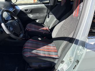 Peugeot 108 1.0 VTI - 12V picture 8