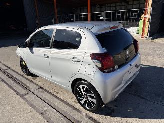 Peugeot 108 1.0 VTI - 12V picture 4