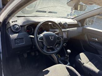 Dacia Duster 2 PHASE 1 1.2i - 16V TURBO TCE 125 picture 3