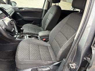 Volkswagen Touran 1.6 TDI - 16V TURBO 7 SEATS picture 9