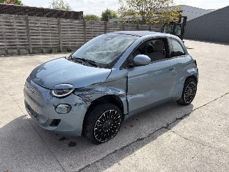 Damaged car Fiat 500E 42KWH 2022/1
