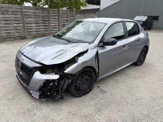 Peugeot 208  picture 2