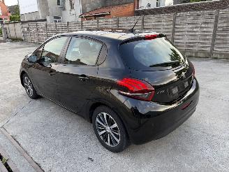 Peugeot 208 1 PHASE 2 1,2 picture 5