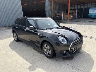 Schadeauto Mini Clubman ONE D 2020/8