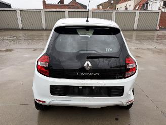 Renault Twingo 3 PHASE 1 1.0i - 12V SCE 70 picture 15