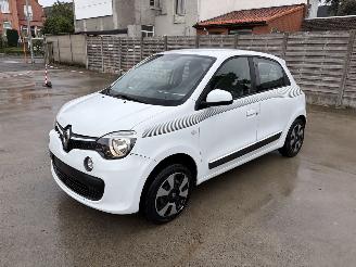 uszkodzony samochody osobowe Renault Twingo  2017/12