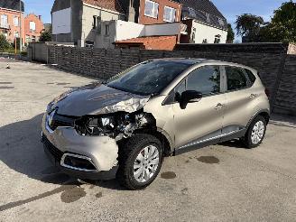 Renault Captur 0.9i - 12V TURBO TCE 90 picture 2