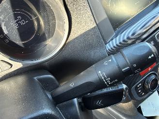 Citroën C4 1.6 HDI - 8V TURBO picture 13