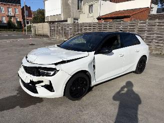 Opel Astra 1.2i - 12V TURBO picture 2