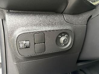 Citroën C3 3 C-Series 1.2 PureTech S&S picture 17