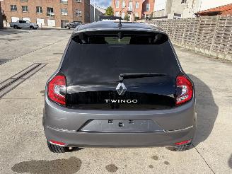 Renault Twingo 3 URBAN NIGHT SCE picture 17
