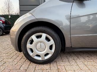 Mercedes A-klasse A150 Business 3 deurs | Audio Airco Facelift picture 10