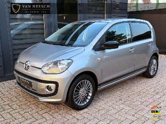 Schadeauto Volkswagen Up! 1.0 high up CUP 5 deurs | Airco Mistlampen Lm-velgen 2014/10
