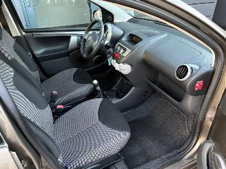 Toyota Aygo 1.0 VVT-i Aspiration 5 deurs | Airco LED Facelift picture 14