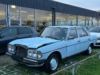 Voiture accidenté Mercedes 200-300D W123D Leer Panorama 1ste Eigenaar! 1978/3