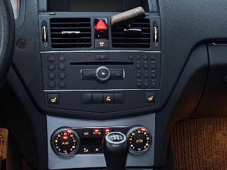 Mercedes C-klasse 1ste Eigenaar Panorama Xenon Stoelverwarming picture 7