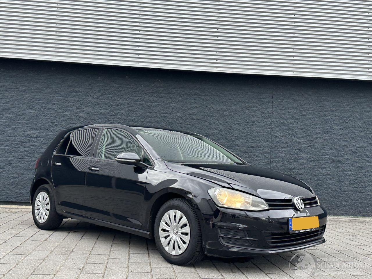 Volkswagen Golf 1.6TDI DSG NAP