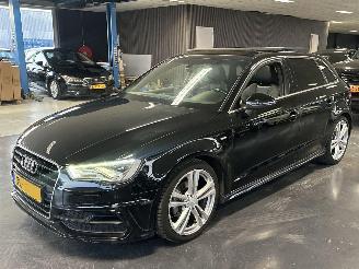 Vaurioauto  passenger cars Audi A3 3x S-Line Panorama Automaat 2015/1