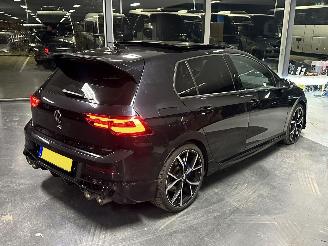 Volkswagen Golf 2.0TSI 320PK Performance picture 4