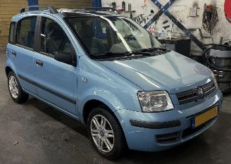Schadeauto Fiat Panda 1.2 Emotion Automaat Panorama 2005/1