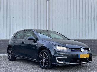 skadebil auto Volkswagen Golf 1.4 TSI GTE 2015/1