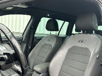 Volkswagen Golf 2.0TDI R-Line picture 16