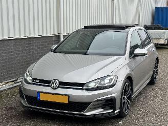 Volkswagen Golf 2.0TDI GTD picture 8