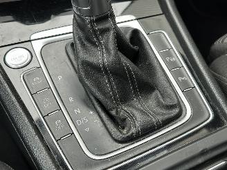 Volkswagen Golf 2.0TDI GTD picture 13