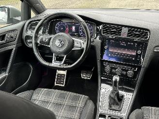 Volkswagen Golf 2.0TDI GTD picture 12