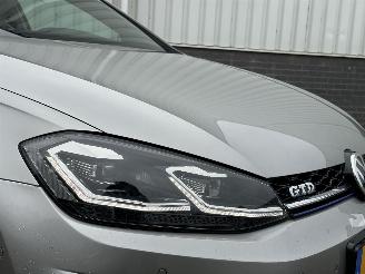 Volkswagen Golf 2.0TDI GTD picture 2